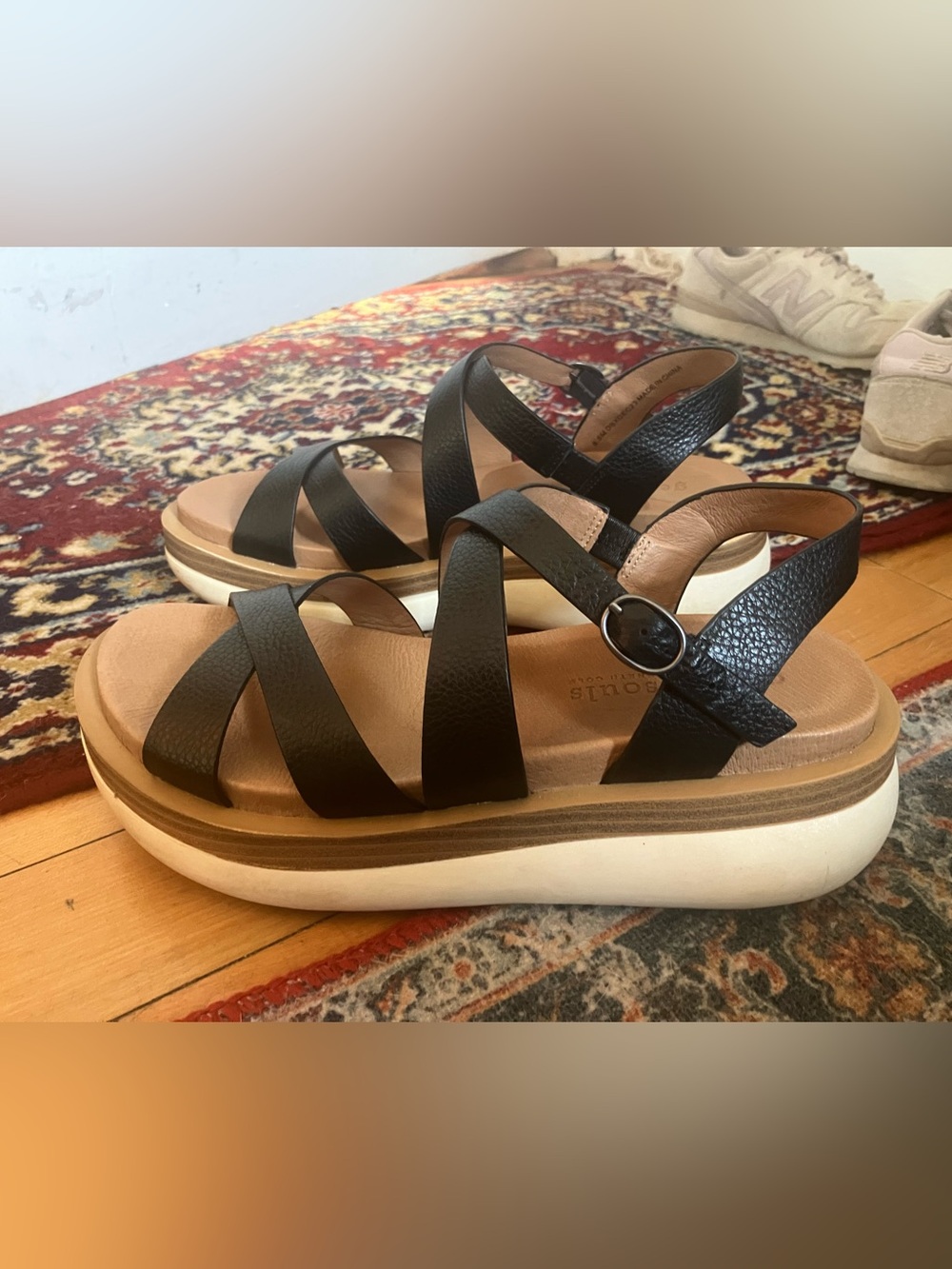 Women’s flatform strappy sandals, real leather